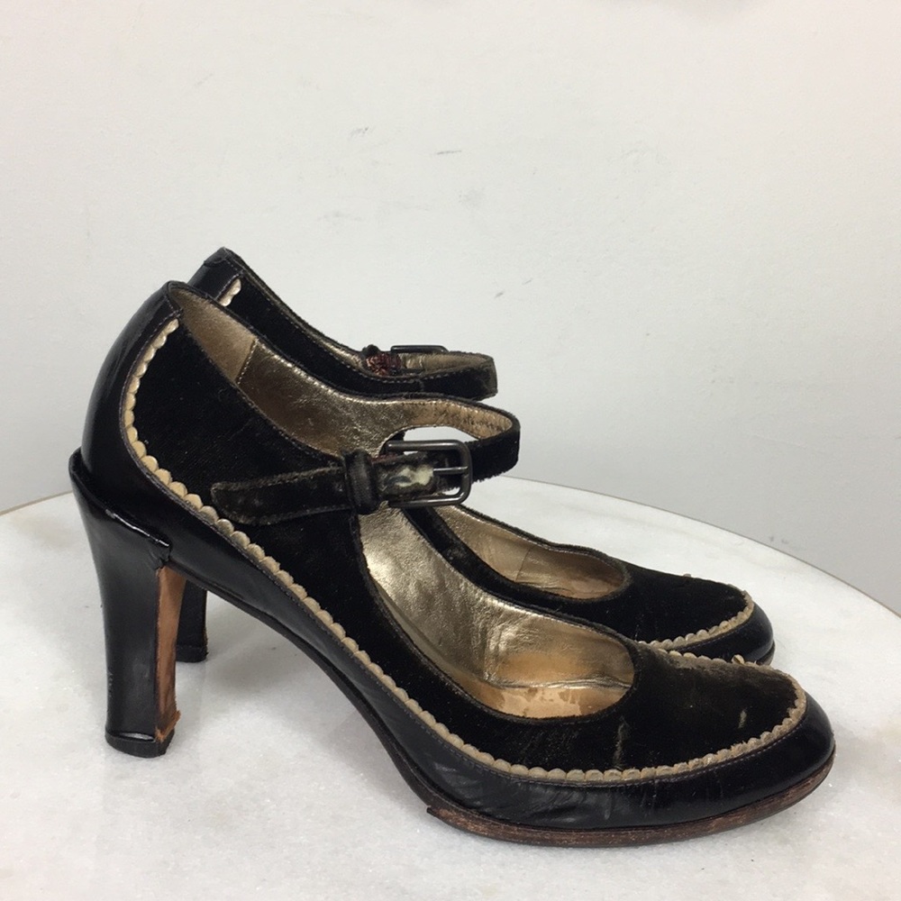 Vntg Cole Haan Fur Mohair Suede Strap Heel 8.5